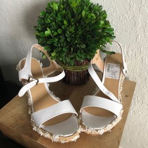 NWT Alex & Alex white wedge sandals